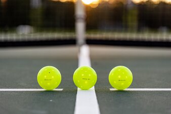 Pickleball ref Q&A: Line call rules & calling the ball ‘in’ or ‘out’